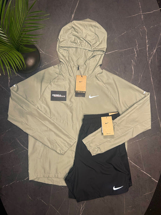 Nike Miler Repel 2 Piece Set (Shorts) 'Green'